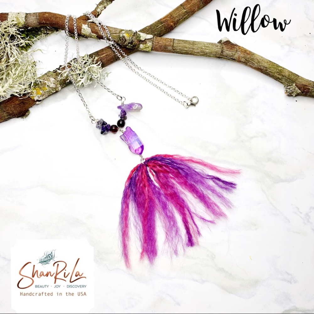 NWT ShanRiLa Willow Boho Pendant Necklace